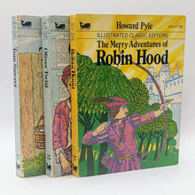 Load image into Gallery viewer, Moby Books Illustrated Classic Editions 3 Mini Book Lot Robin Hood Tom Sawyer

