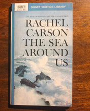 Load image into Gallery viewer, The Sea Around Us by Rachael Rachel Carson Vintage Signet Paperback Book Q3932

